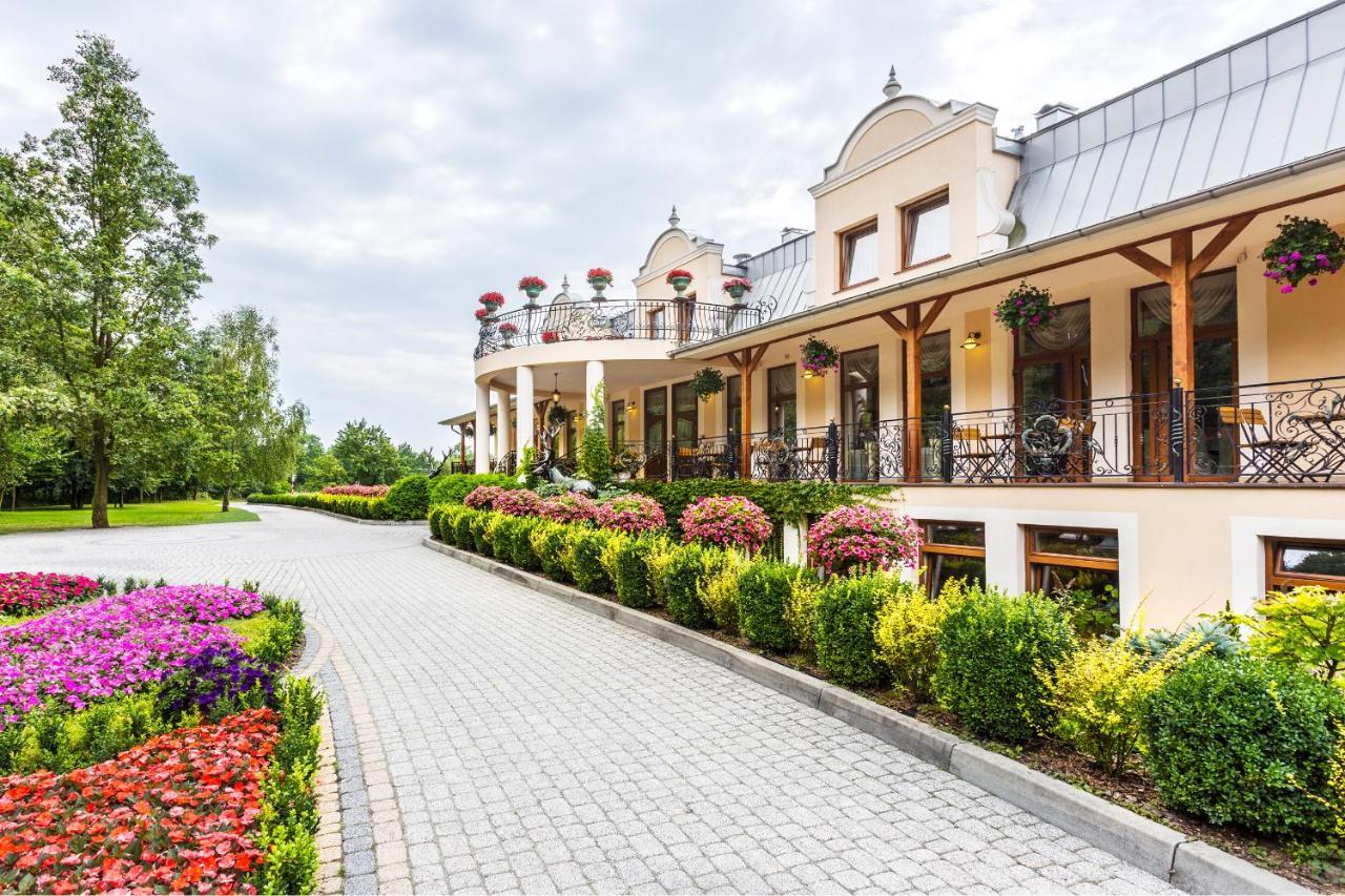 Lesna Perla - Restauracja I Pokoje Hotelowe Rudziniec Luaran gambar