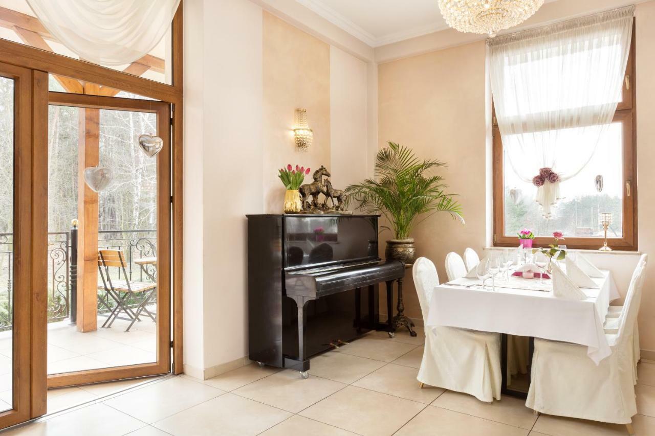 Lesna Perla - Restauracja I Pokoje Hotelowe Rudziniec Luaran gambar